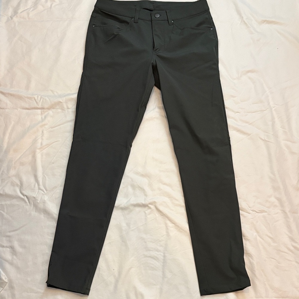 lululemon athletica army green slim Jeans